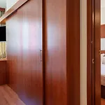 Hotel Senator