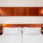 Hotel Senator 3*
