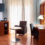 Hotel Senator 3*