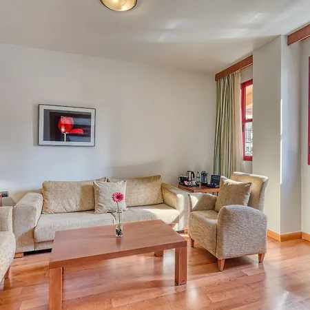 Hotell Senator 3*
