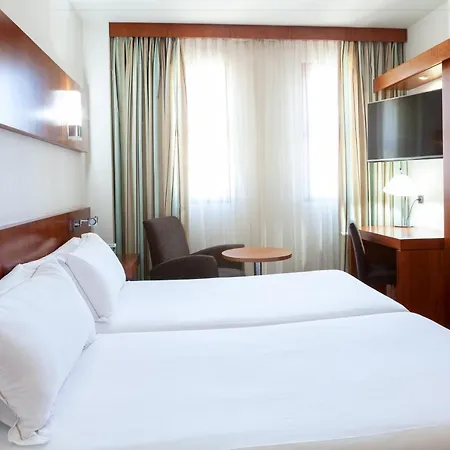 Hotell Senator 3*