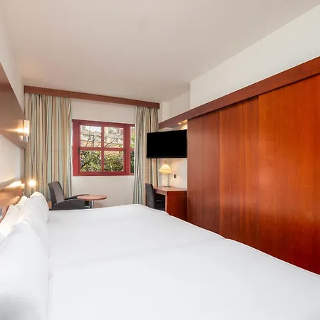 Senator Hotel