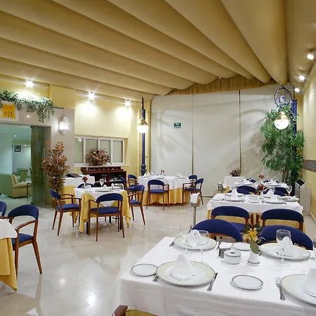 Senator Hotel 3*